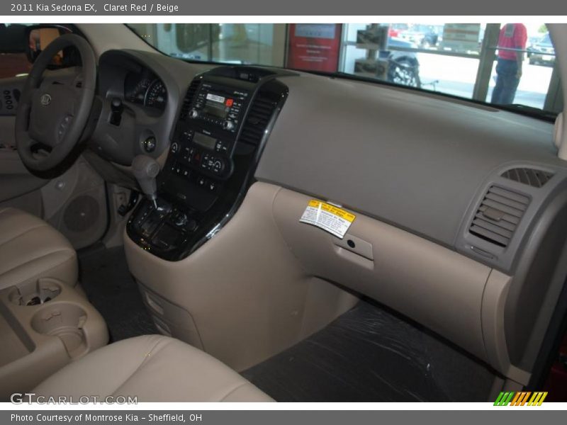 Claret Red / Beige 2011 Kia Sedona EX