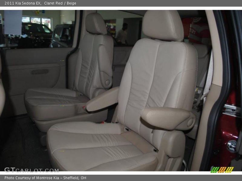 Claret Red / Beige 2011 Kia Sedona EX