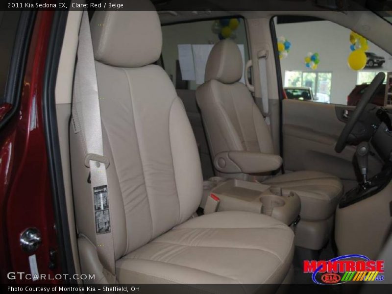 Claret Red / Beige 2011 Kia Sedona EX