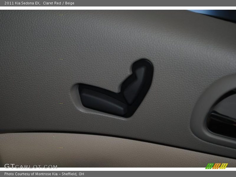 Claret Red / Beige 2011 Kia Sedona EX