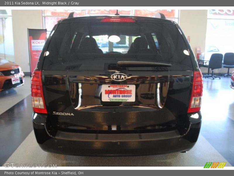 Midnight Black / Gray 2011 Kia Sedona LX