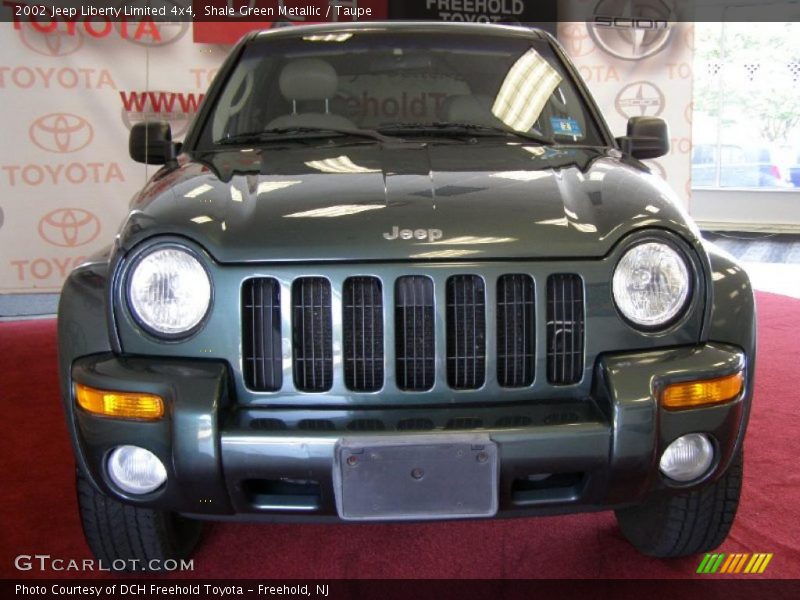 Shale Green Metallic / Taupe 2002 Jeep Liberty Limited 4x4