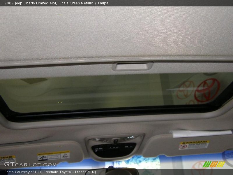 Shale Green Metallic / Taupe 2002 Jeep Liberty Limited 4x4