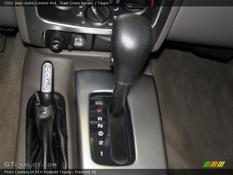 Shale Green Metallic / Taupe 2002 Jeep Liberty Limited 4x4