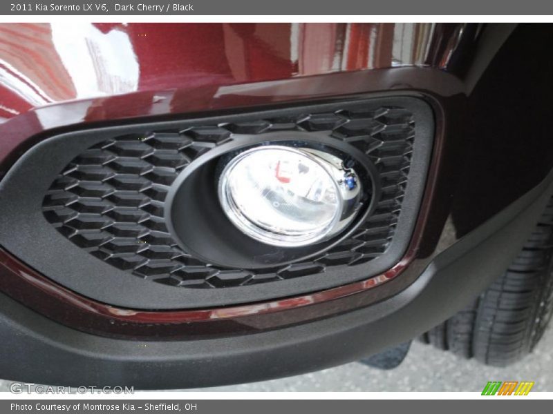 Dark Cherry / Black 2011 Kia Sorento LX V6