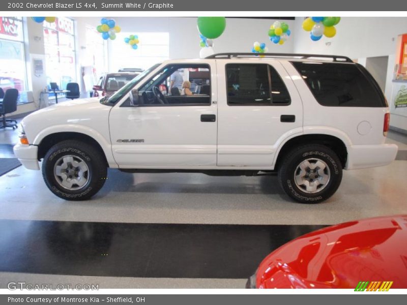 Summit White / Graphite 2002 Chevrolet Blazer LS 4x4