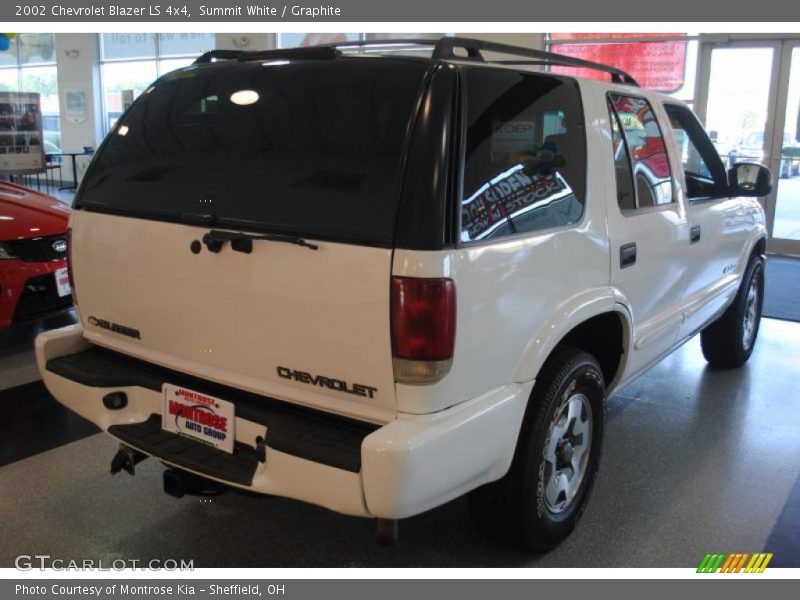 Summit White / Graphite 2002 Chevrolet Blazer LS 4x4
