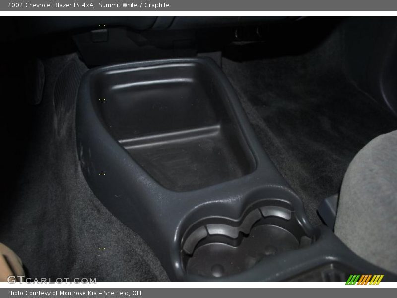 Summit White / Graphite 2002 Chevrolet Blazer LS 4x4