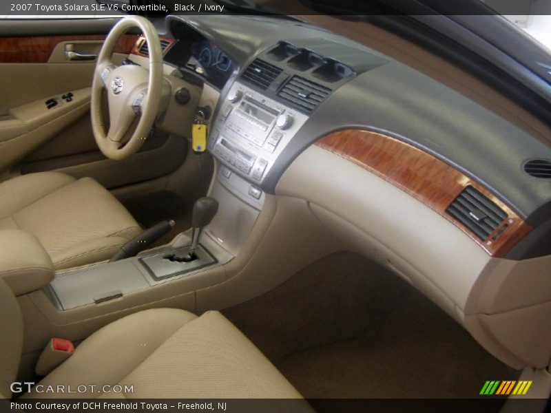 Black / Ivory 2007 Toyota Solara SLE V6 Convertible