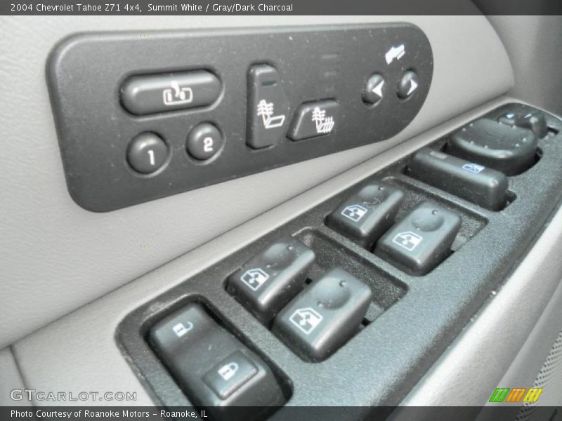 Summit White / Gray/Dark Charcoal 2004 Chevrolet Tahoe Z71 4x4