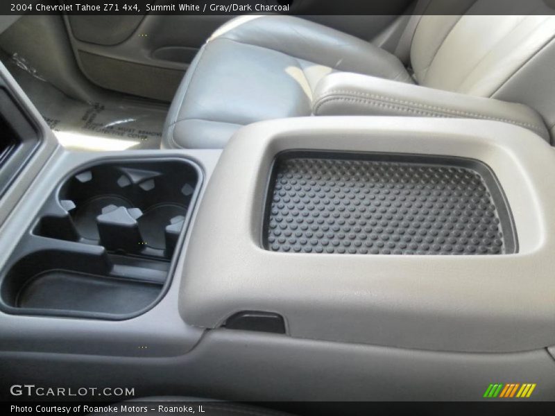 Summit White / Gray/Dark Charcoal 2004 Chevrolet Tahoe Z71 4x4