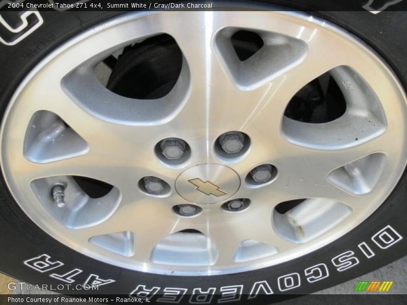 Summit White / Gray/Dark Charcoal 2004 Chevrolet Tahoe Z71 4x4