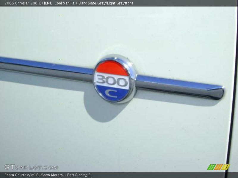 Cool Vanilla / Dark Slate Gray/Light Graystone 2006 Chrysler 300 C HEMI