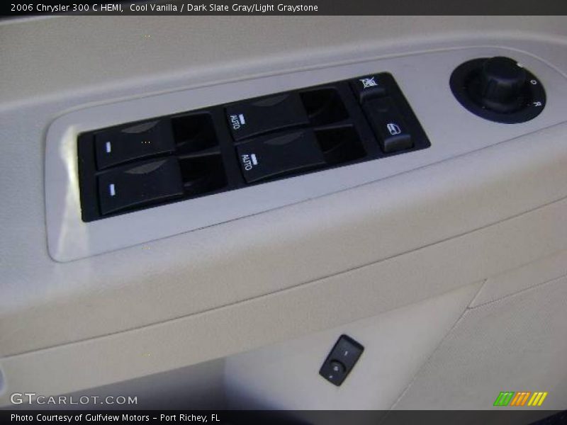 Cool Vanilla / Dark Slate Gray/Light Graystone 2006 Chrysler 300 C HEMI