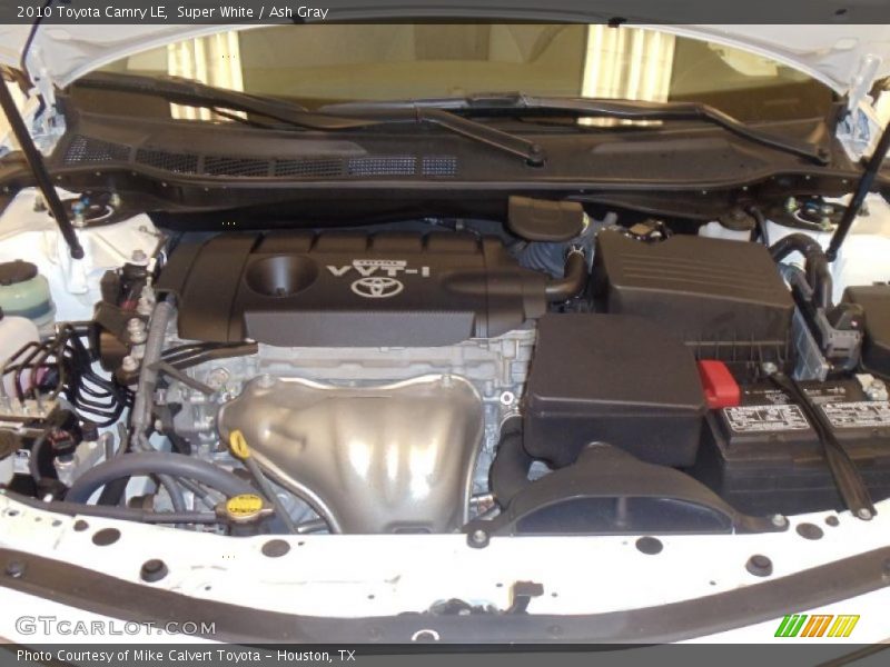 Super White / Ash Gray 2010 Toyota Camry LE