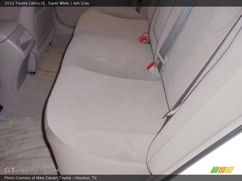 Super White / Ash Gray 2010 Toyota Camry LE