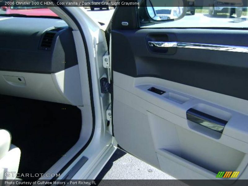Cool Vanilla / Dark Slate Gray/Light Graystone 2006 Chrysler 300 C HEMI