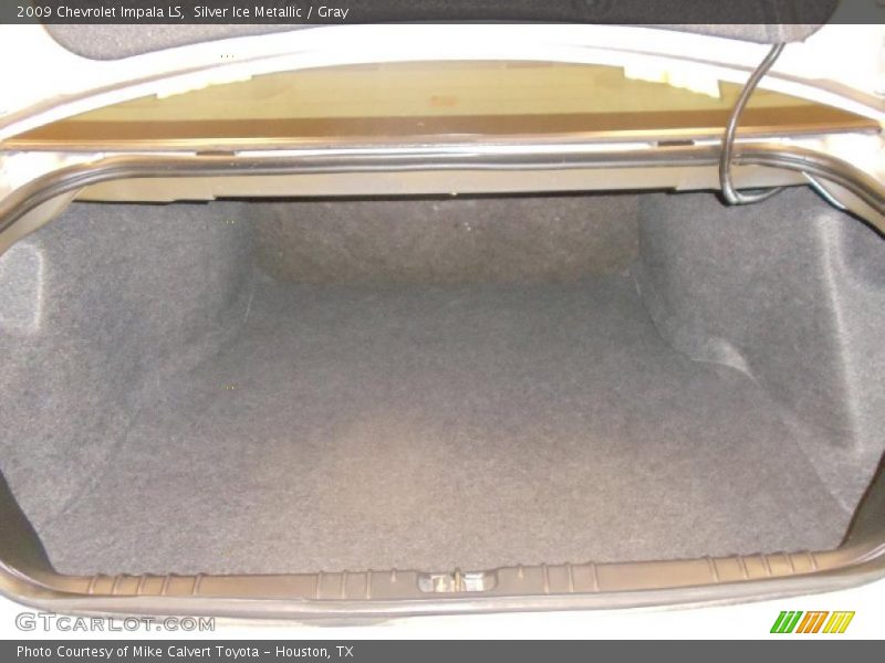 Silver Ice Metallic / Gray 2009 Chevrolet Impala LS