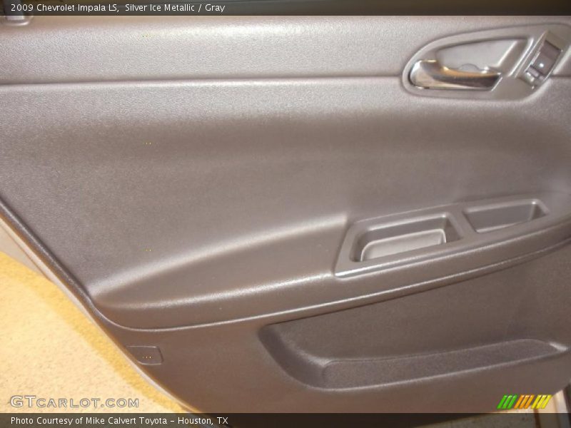 Silver Ice Metallic / Gray 2009 Chevrolet Impala LS
