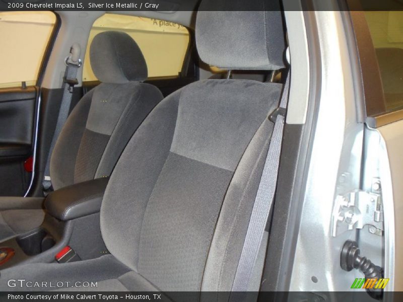 Silver Ice Metallic / Gray 2009 Chevrolet Impala LS