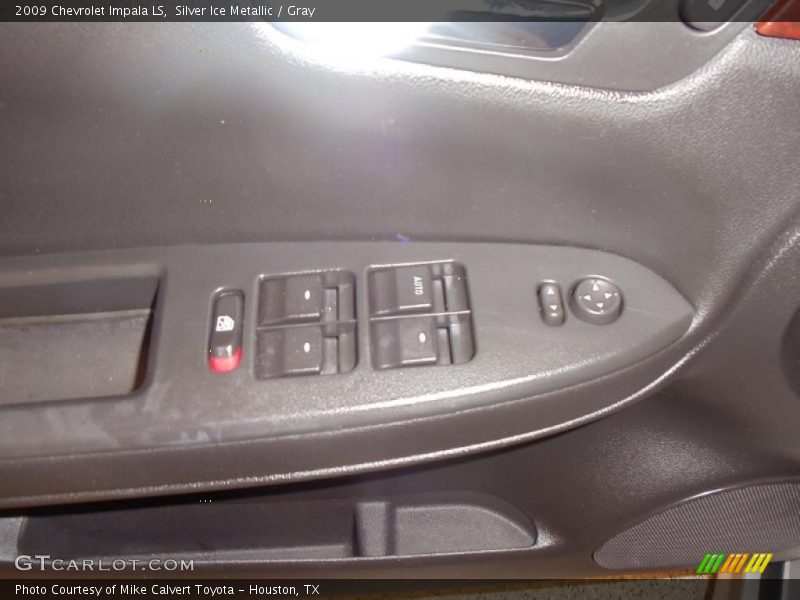 Silver Ice Metallic / Gray 2009 Chevrolet Impala LS
