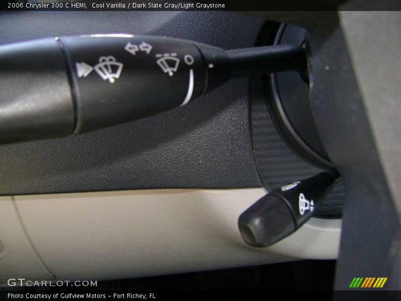 Cool Vanilla / Dark Slate Gray/Light Graystone 2006 Chrysler 300 C HEMI