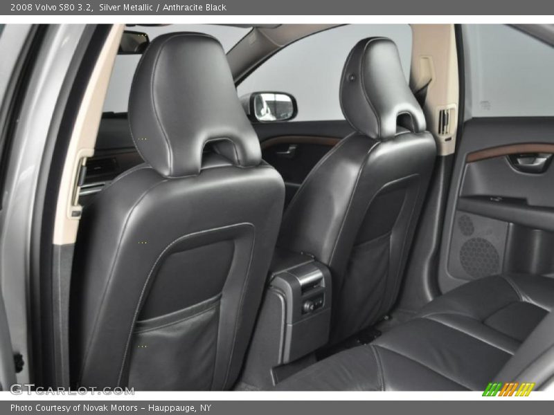 Silver Metallic / Anthracite Black 2008 Volvo S80 3.2