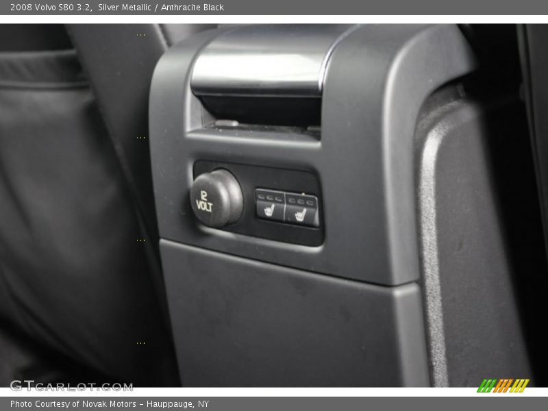 Silver Metallic / Anthracite Black 2008 Volvo S80 3.2