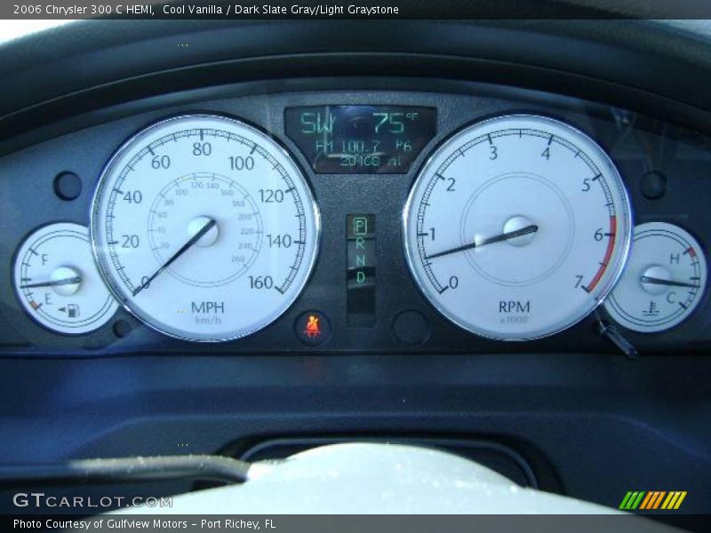 Cool Vanilla / Dark Slate Gray/Light Graystone 2006 Chrysler 300 C HEMI