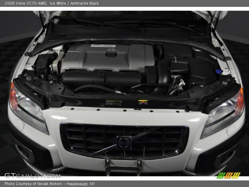 Ice White / Anthracite Black 2008 Volvo XC70 AWD
