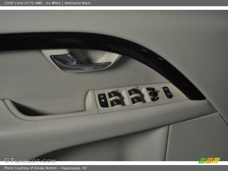 Ice White / Anthracite Black 2008 Volvo XC70 AWD