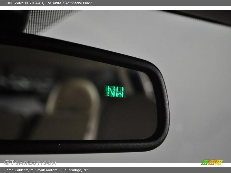 Ice White / Anthracite Black 2008 Volvo XC70 AWD