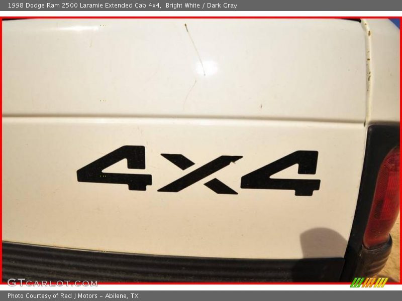Bright White / Dark Gray 1998 Dodge Ram 2500 Laramie Extended Cab 4x4