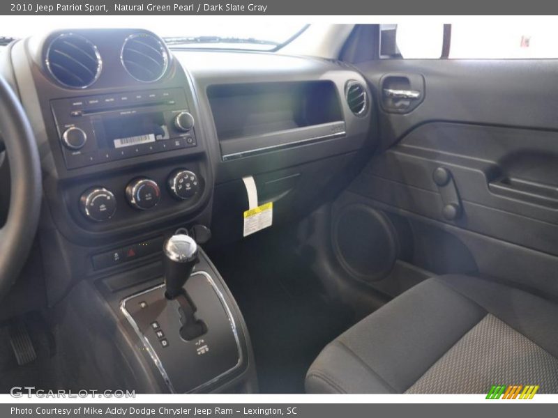 Natural Green Pearl / Dark Slate Gray 2010 Jeep Patriot Sport