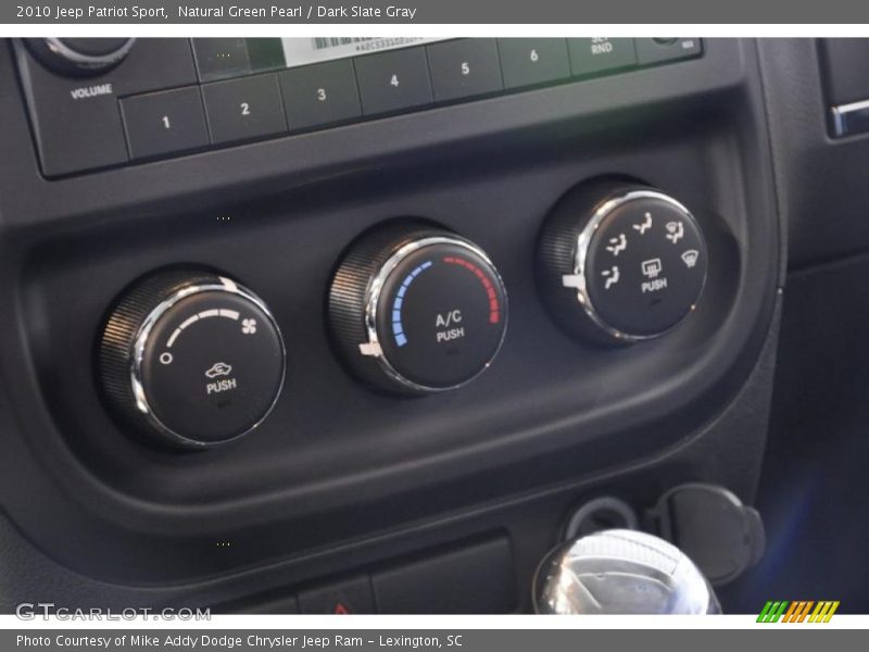 Natural Green Pearl / Dark Slate Gray 2010 Jeep Patriot Sport