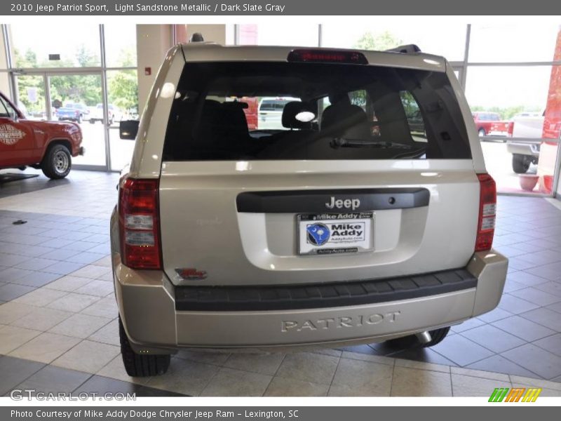 Light Sandstone Metallic / Dark Slate Gray 2010 Jeep Patriot Sport