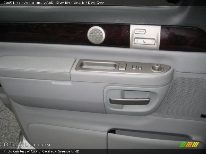 Silver Birch Metallic / Dove Grey 2005 Lincoln Aviator Luxury AWD