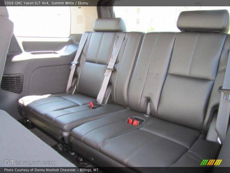Summit White / Ebony 2009 GMC Yukon SLT 4x4