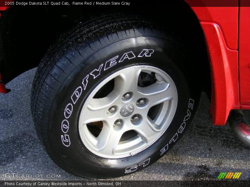 Flame Red / Medium Slate Gray 2005 Dodge Dakota SLT Quad Cab