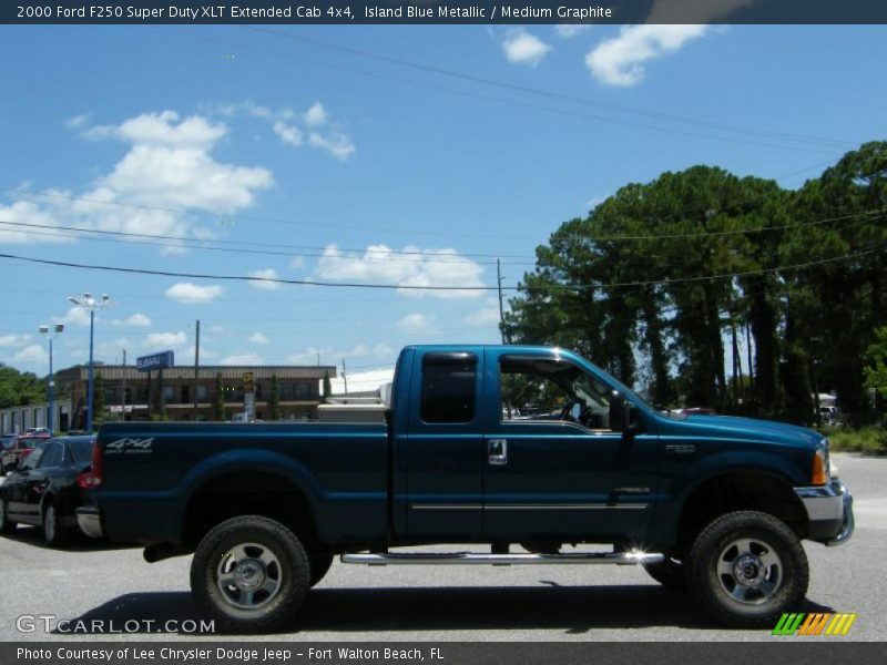 Island Blue Metallic / Medium Graphite 2000 Ford F250 Super Duty XLT Extended Cab 4x4