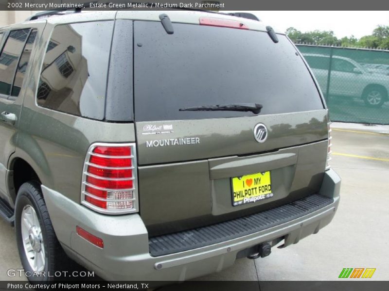 Estate Green Metallic / Medium Dark Parchment 2002 Mercury Mountaineer