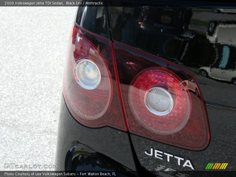 Black Uni / Anthracite 2009 Volkswagen Jetta TDI Sedan