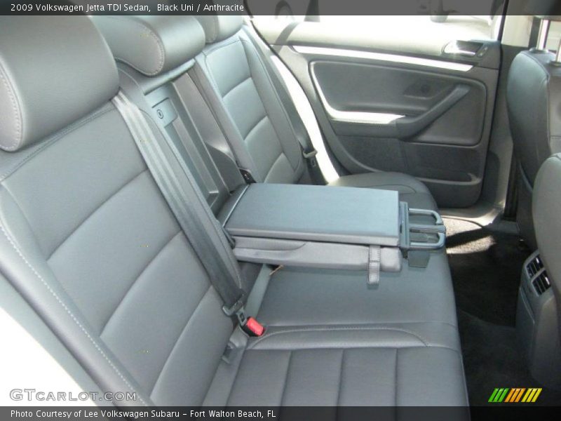 Black Uni / Anthracite 2009 Volkswagen Jetta TDI Sedan