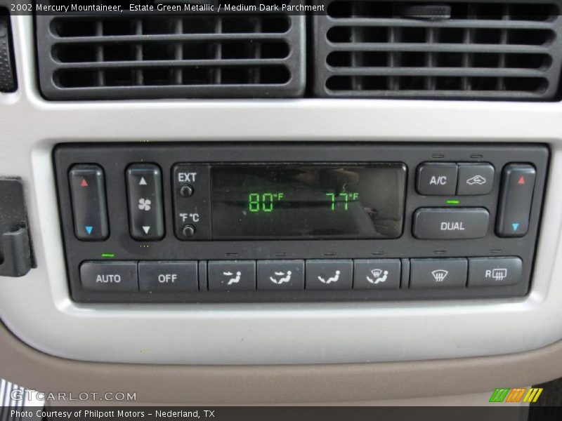 Estate Green Metallic / Medium Dark Parchment 2002 Mercury Mountaineer