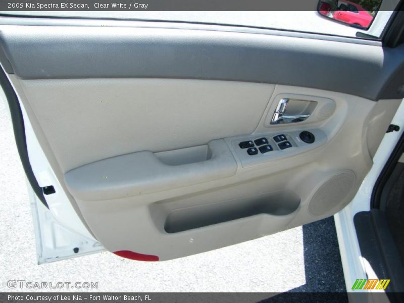 Clear White / Gray 2009 Kia Spectra EX Sedan