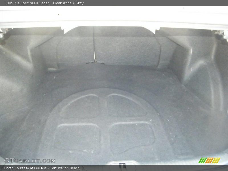 Clear White / Gray 2009 Kia Spectra EX Sedan