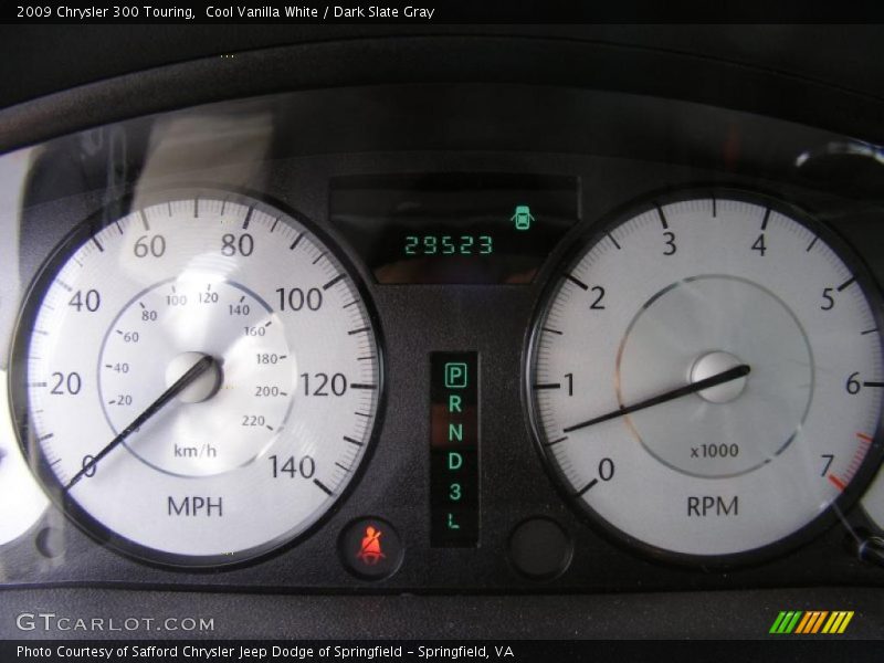 Cool Vanilla White / Dark Slate Gray 2009 Chrysler 300 Touring