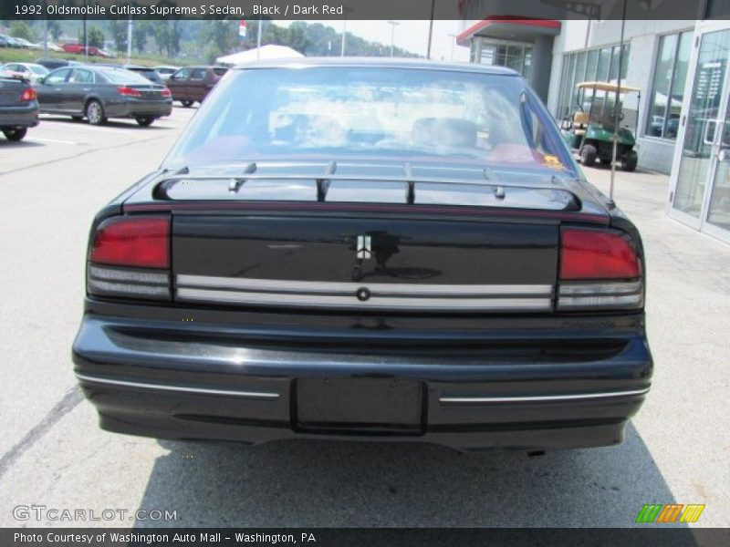 Black / Dark Red 1992 Oldsmobile Cutlass Supreme S Sedan