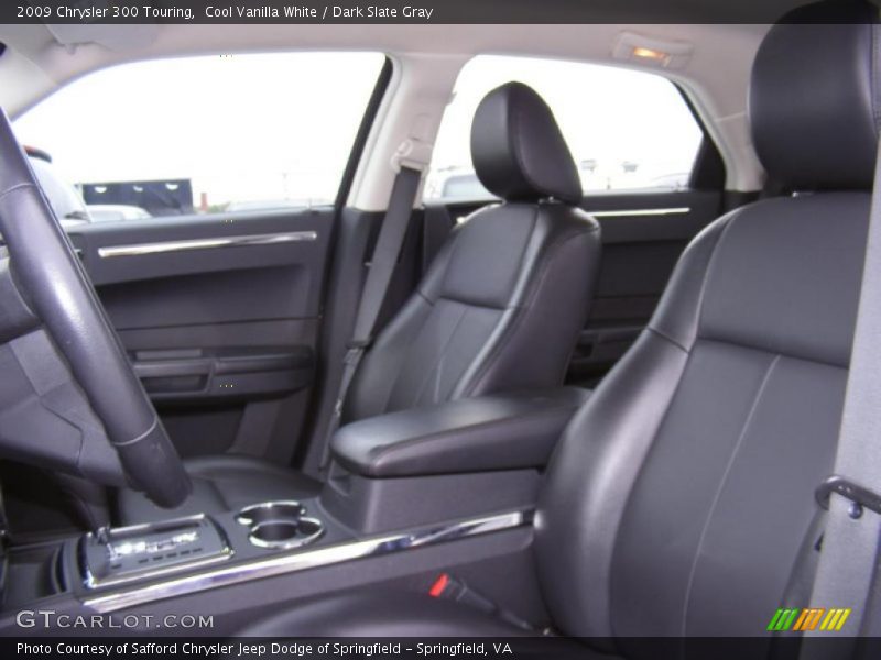 Cool Vanilla White / Dark Slate Gray 2009 Chrysler 300 Touring
