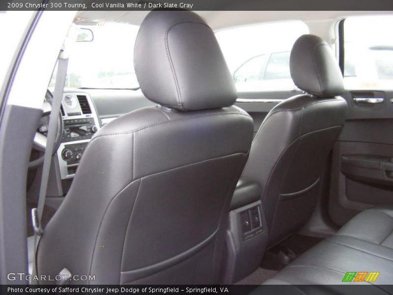 Cool Vanilla White / Dark Slate Gray 2009 Chrysler 300 Touring
